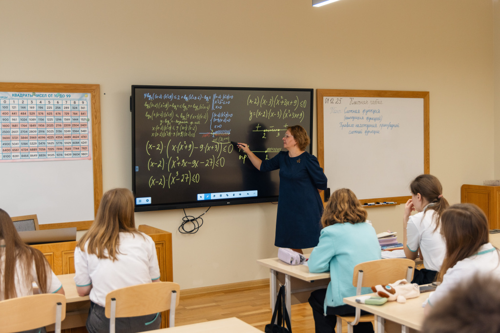 img-032.jpg img-032.jpg