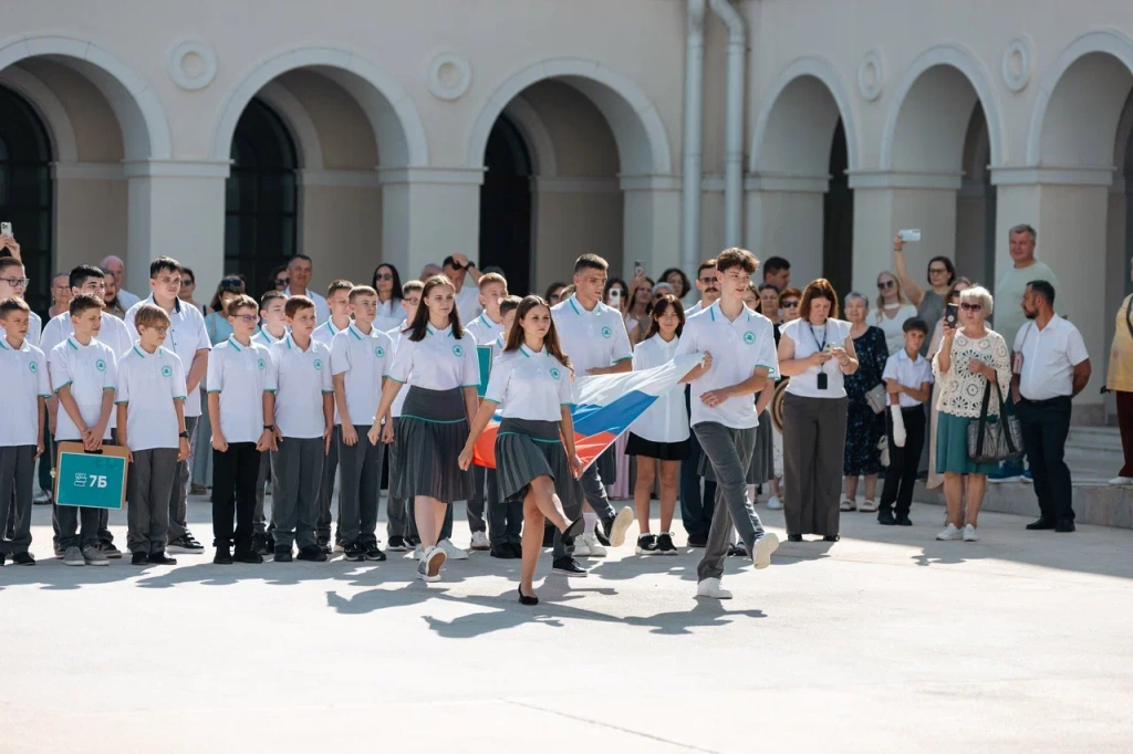 img-004.jpg img-004.jpg