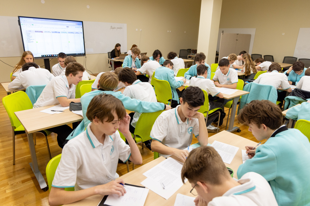 img-292.jpg img-292.jpg