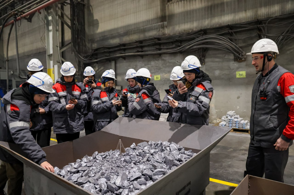 photo_2025-12-04_10-56-46.jpg photo_2025-12-04_10-56-46.jpg